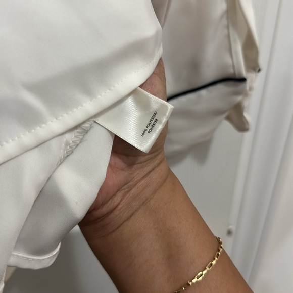 100% Poly Ann Taylor button down holiday blouse. Front bow - Picture 7 of 10